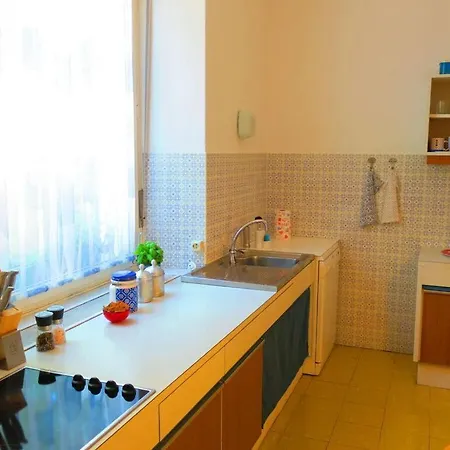 Time Travel, Open-plan *