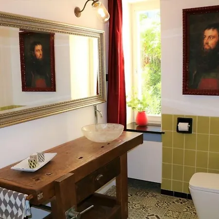 Time Travel, Open-plan Μεράνο