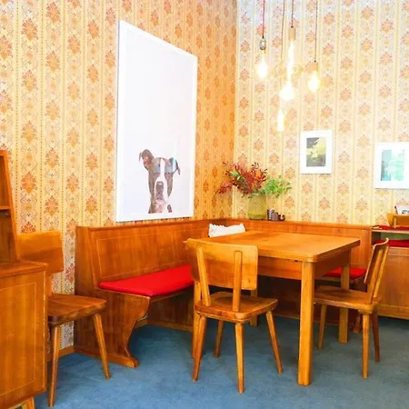 Time Travel, Open-plan *